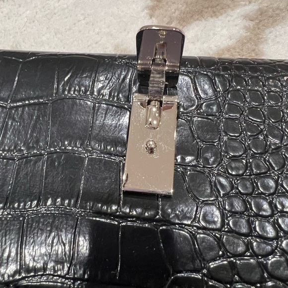 Liz Claiborne Faux Snakeskin Wallet- NWT - Picture 9 of 16